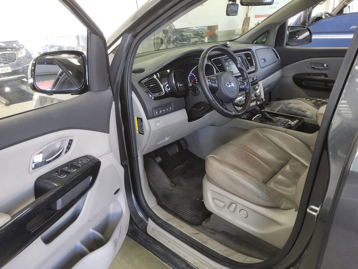 KIA ALL NEW CARNIVAL 9-SEATER DIESEL NOBLESSE 2015 - zdjęcie 10