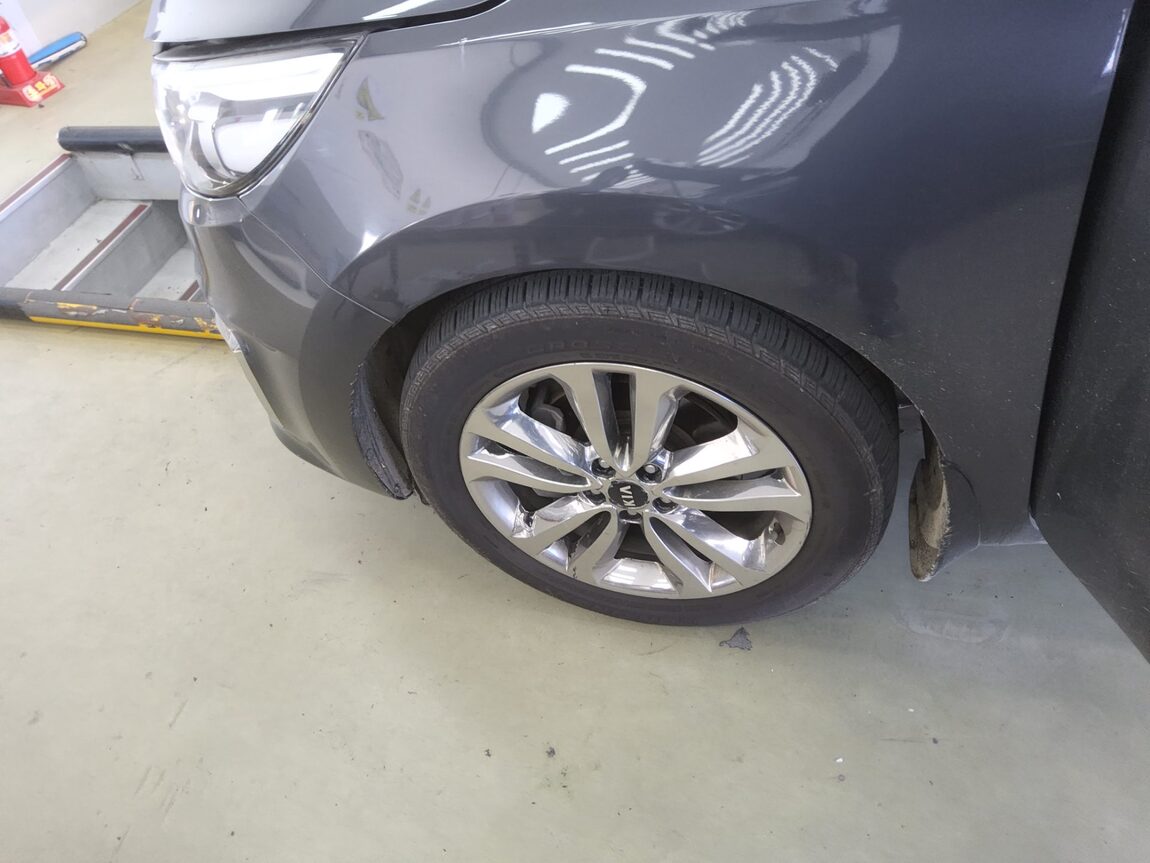 KIA ALL NEW CARNIVAL 9-SEATER DIESEL NOBLESSE 2015 - zdjęcie 23