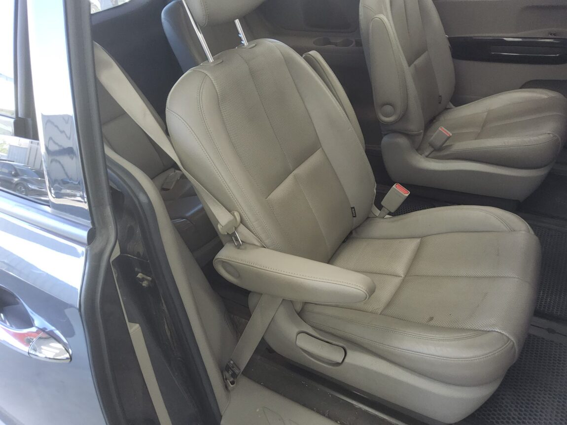 KIA ALL NEW CARNIVAL 9-SEATER DIESEL NOBLESSE 2015 - zdjęcie 13