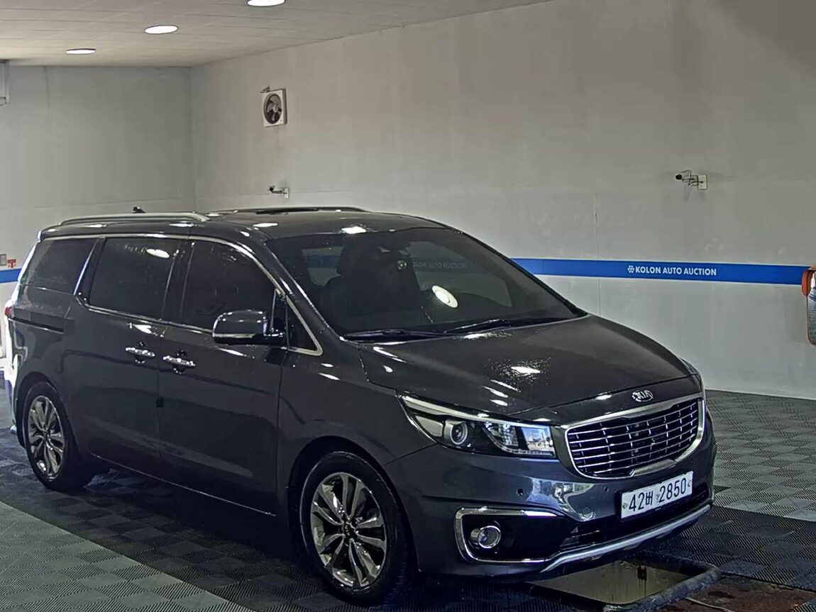 KIA ALL NEW CARNIVAL 9-SEATER DIESEL NOBLESSE 2015 - zdjęcie 3