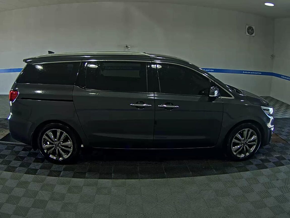 KIA ALL NEW CARNIVAL 9-SEATER DIESEL NOBLESSE 2015 - zdjęcie 4