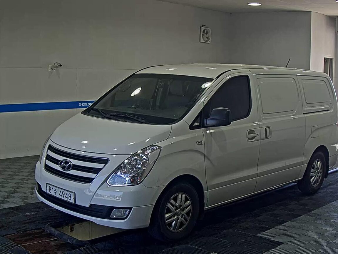 HYUNDAI GRAND STAREX 3-SEATER DIESEL VAN SMART 2017 - zdjęcie 2