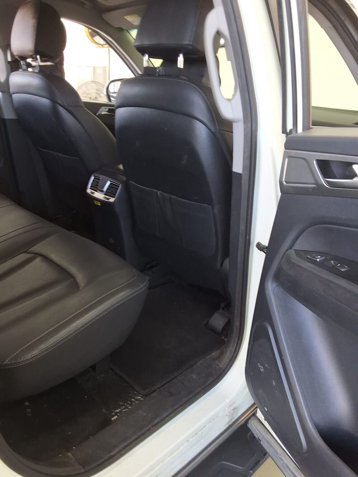 KG MOBILITY (SSANGYONG) REXTON SPORTS 2.2 4WD PRESTIGE 2018 - zdjęcie 13