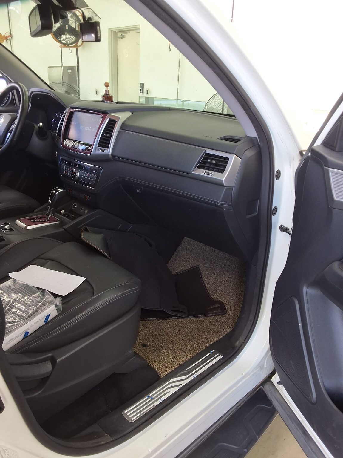 KG MOBILITY (SSANGYONG) REXTON SPORTS 2.2 4WD PRESTIGE 2018 - zdjęcie 14