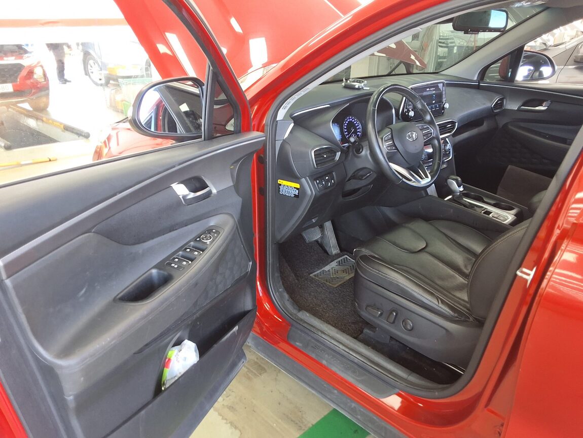 HYUNDAI SANTA FE (TM) R2.0 2WD PREMIUM 2019 - zdjęcie 10