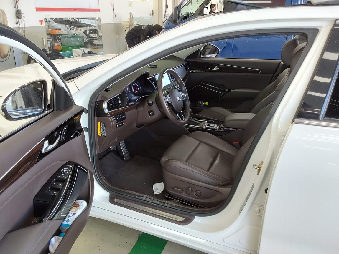 KIA ALL NEW K7 3.0 GDi NOBLESSE 2019 - zdjęcie 10