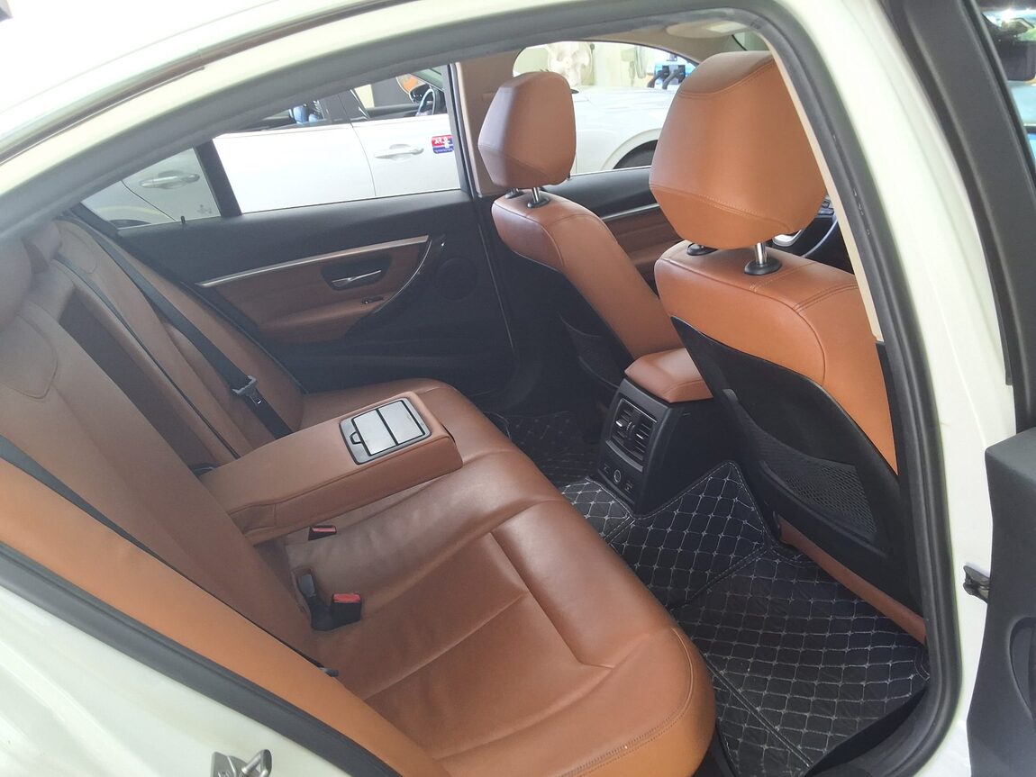 BMW 3 SERIES (6TH GEN) 320i LUXURY 2016 - zdjęcie 14