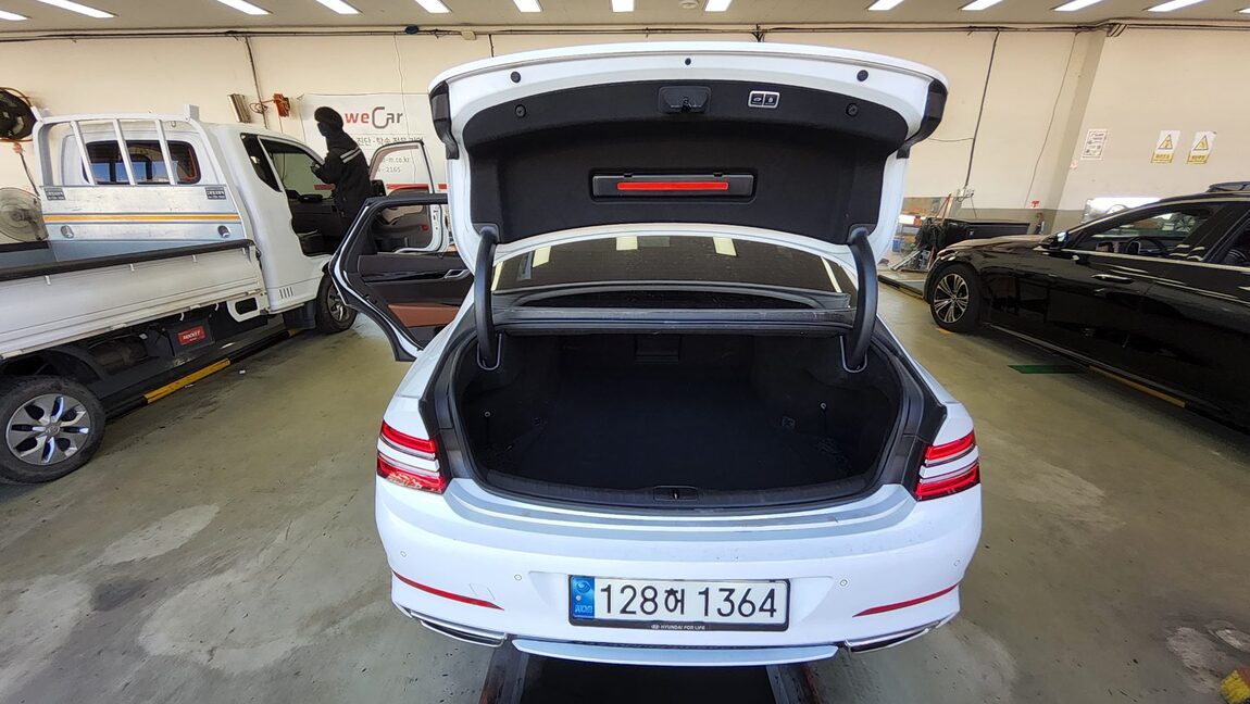 GENESIS THE ALL NEW G80 GASOLINE 3.5 AWD BASE MODEL 2022 - zdjęcie 15