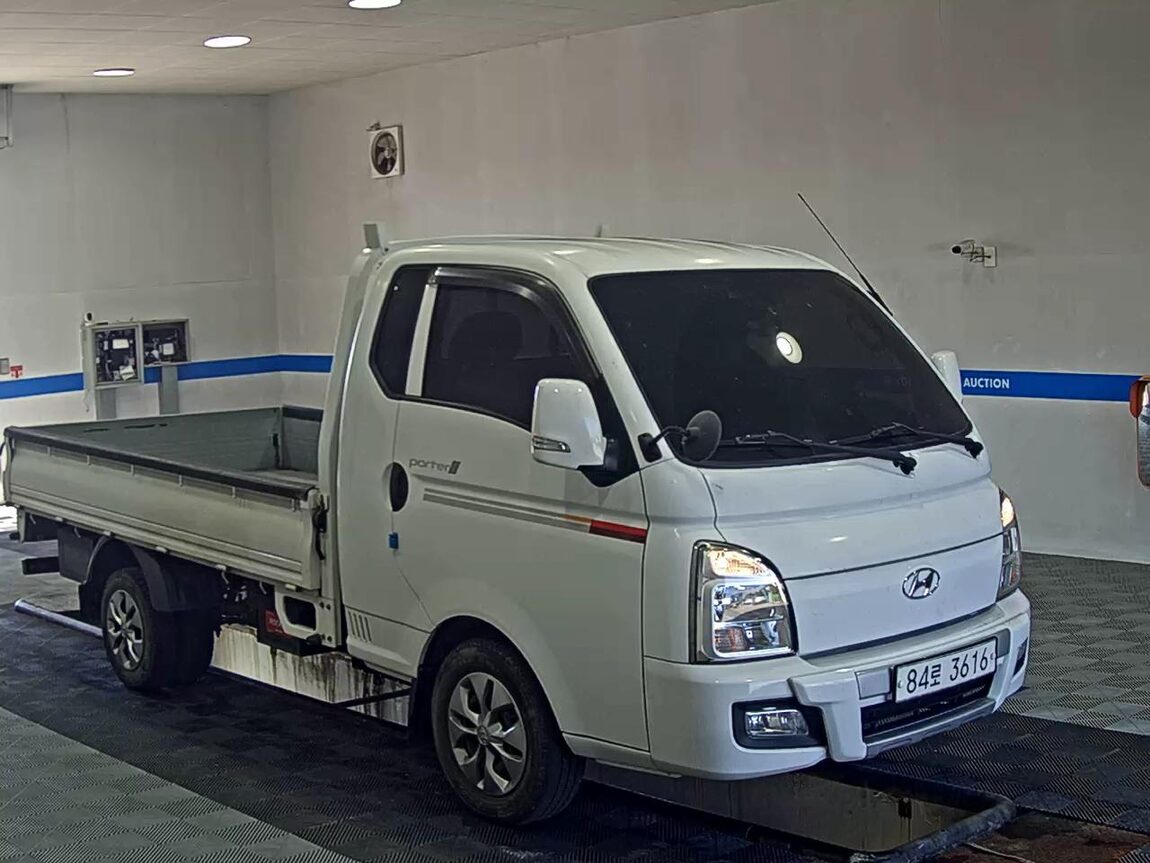 HYUNDAI PORTER II CRDi SUPER CAB EXTRA LONG WHEELBASE PREMIUM 2021 - zdjęcie 3