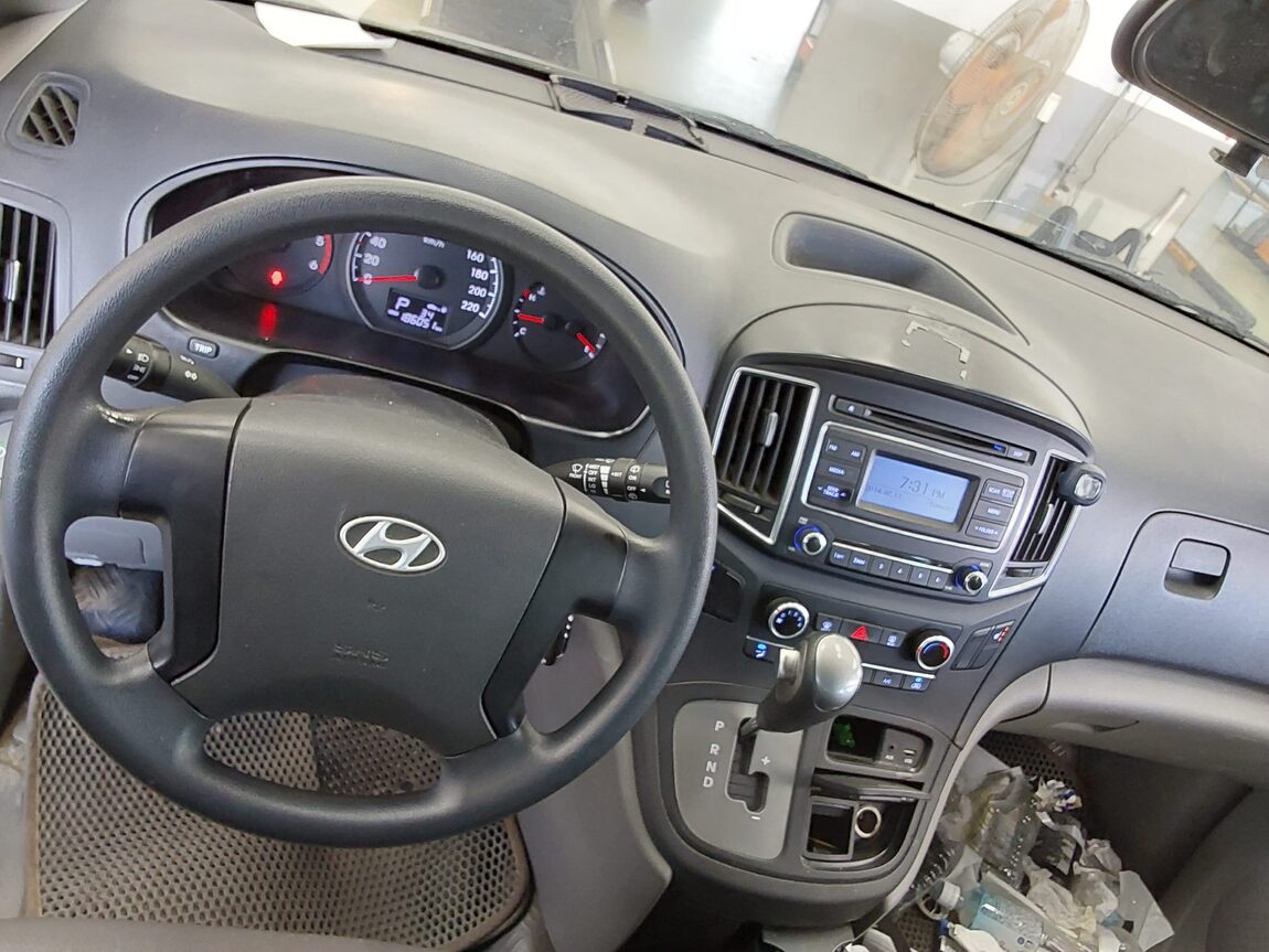 HYUNDAI GRAND STAREX 5-SEATER DIESEL VAN SMART 2016 - zdjęcie 11