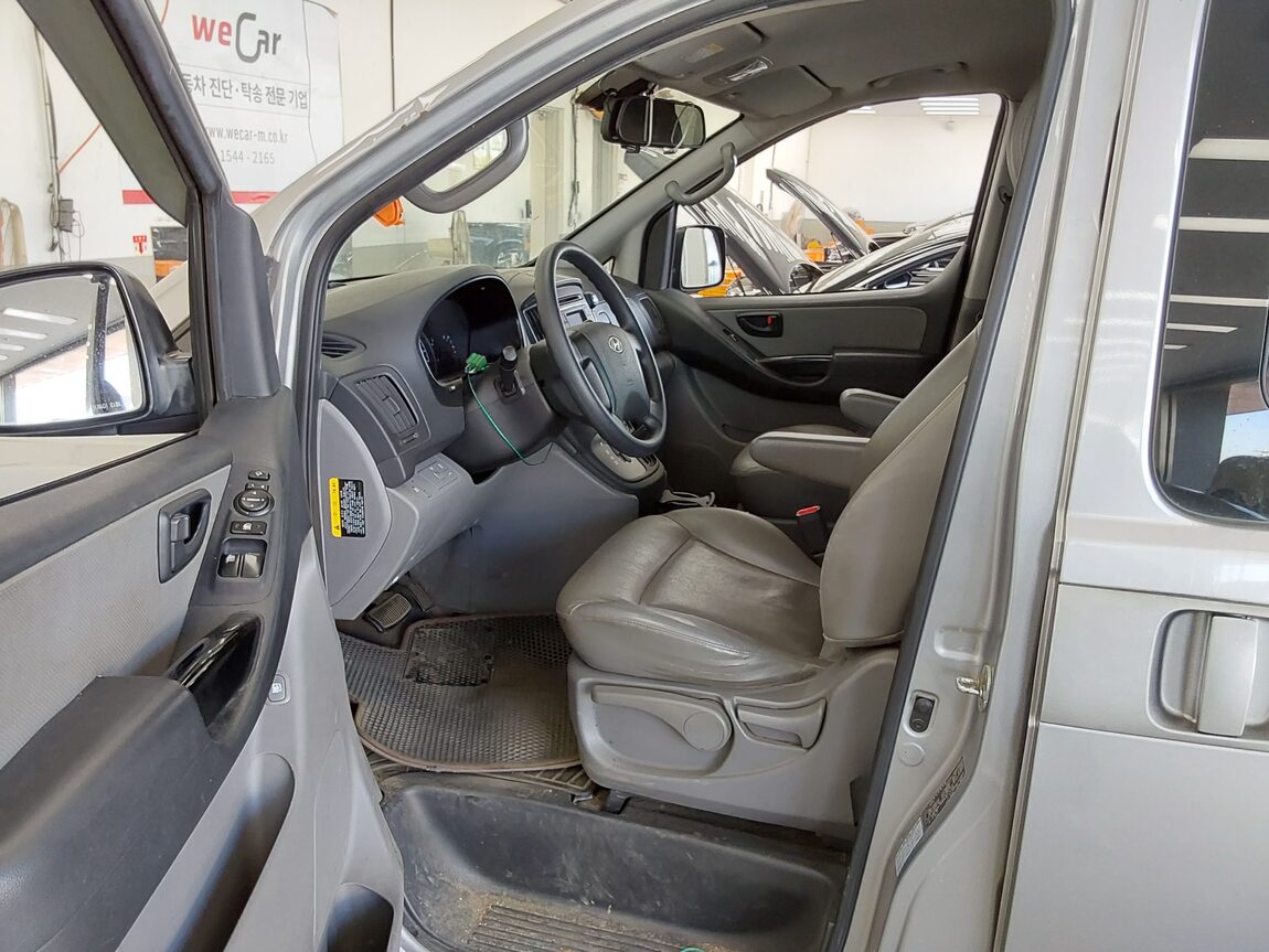 HYUNDAI GRAND STAREX 5-SEATER DIESEL VAN SMART 2016 - zdjęcie 10