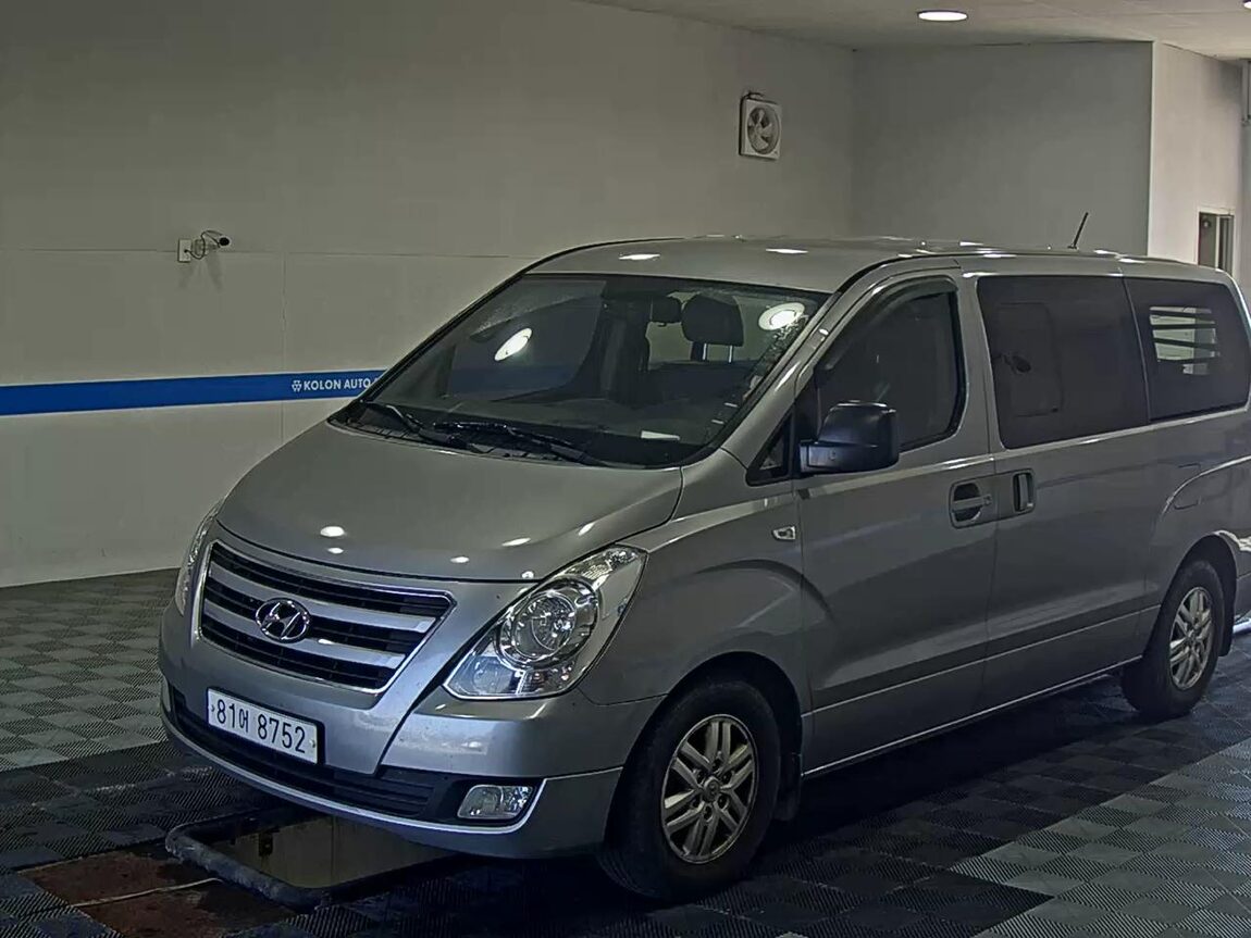 HYUNDAI GRAND STAREX 5-SEATER DIESEL VAN SMART 2016 - zdjęcie 2