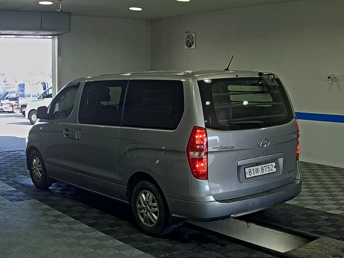 HYUNDAI GRAND STAREX 5-SEATER DIESEL VAN SMART 2016 - zdjęcie 6