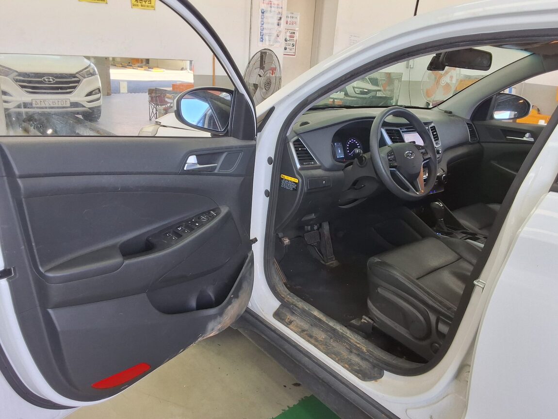 HYUNDAI ALL NEW TUCSON DIESEL R2.0 4WD STYLE 2017 - zdjęcie 10
