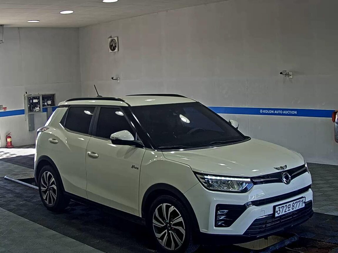 KG MOBILITY (SSANGYONG) VERY NEW TIVOLI 1.5 GASOLINE 2WD V5 2020 - zdjęcie 3