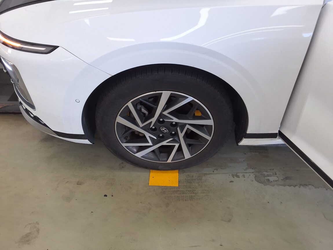 HYUNDAI THE ALL NEW GRANDEUR GASOLINE 2.5 EXCLUSIVE 2023 - zdjęcie 20