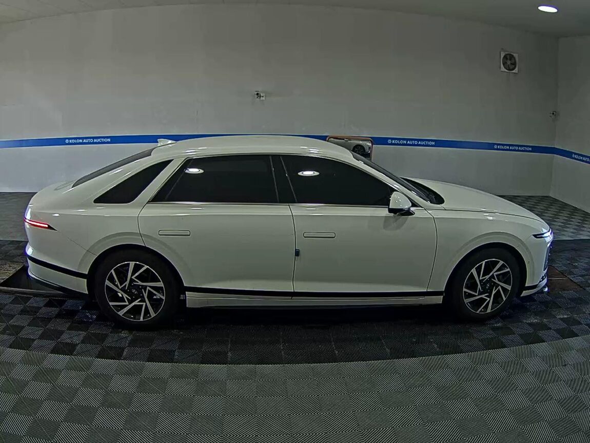 HYUNDAI THE ALL NEW GRANDEUR GASOLINE 2.5 EXCLUSIVE 2023 - zdjęcie 4