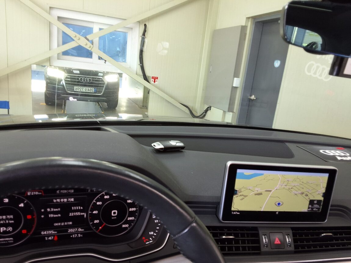 AUDI Q5 (2ND GEN) 40 TDI QUATTRO PREMIUM 2020 - zdjęcie 25