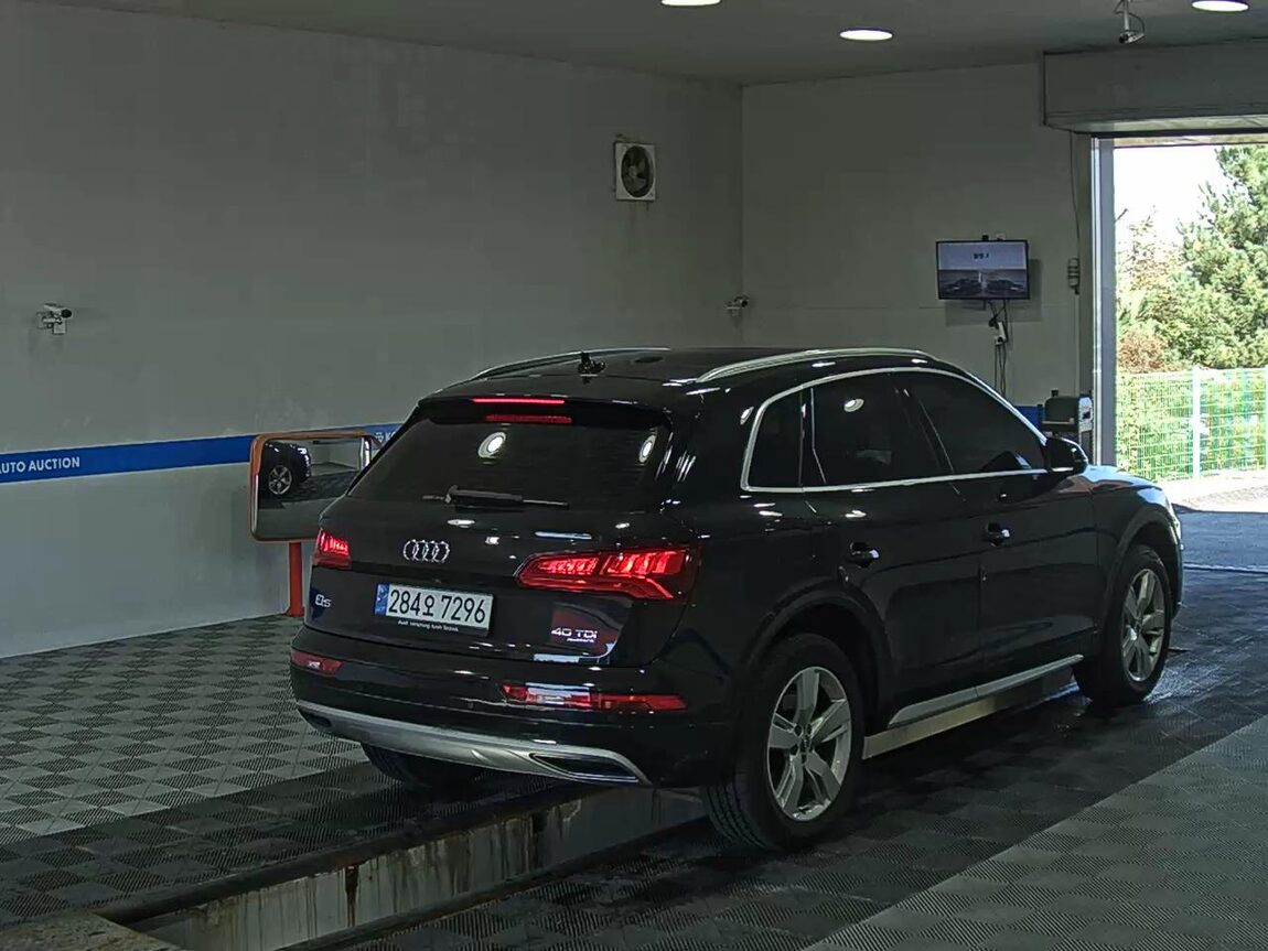 AUDI Q5 (2ND GEN) 40 TDI QUATTRO PREMIUM 2020 - zdjęcie 5