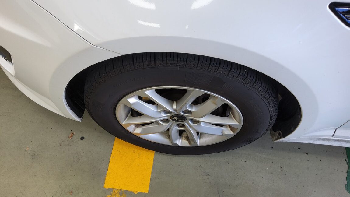 KIA K5 LPI RENTAL CAR LUXURY 2012 - zdjęcie 24