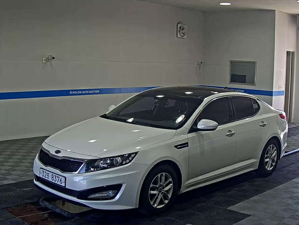 KIA K5 LPI RENTAL CAR LUXURY 2012 - zdjęcie 2