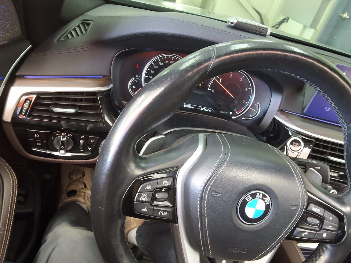 BMW 5 SERIES (7TH GEN) 520d M SPORT PACK PLUS 2017 - zdjęcie 23