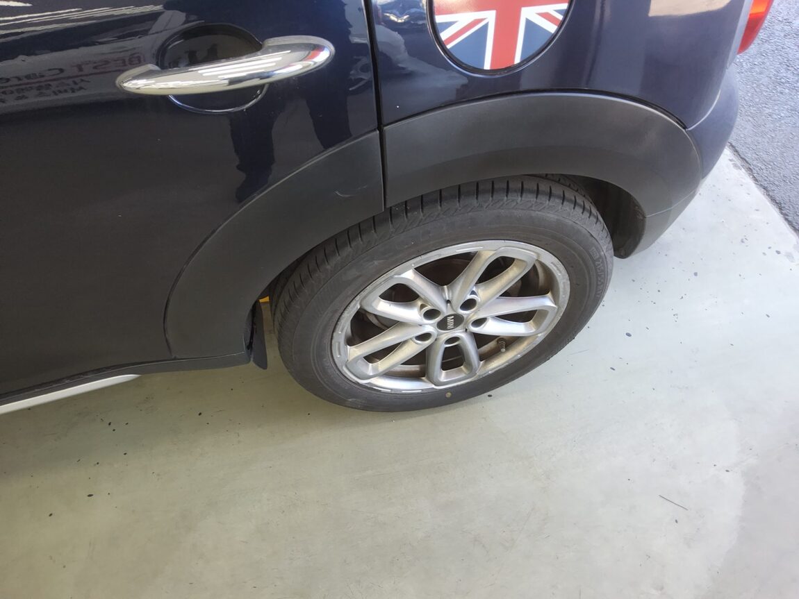 MINI COUNTRYMAN 2.0 D ALL4 2015 - zdjęcie 24
