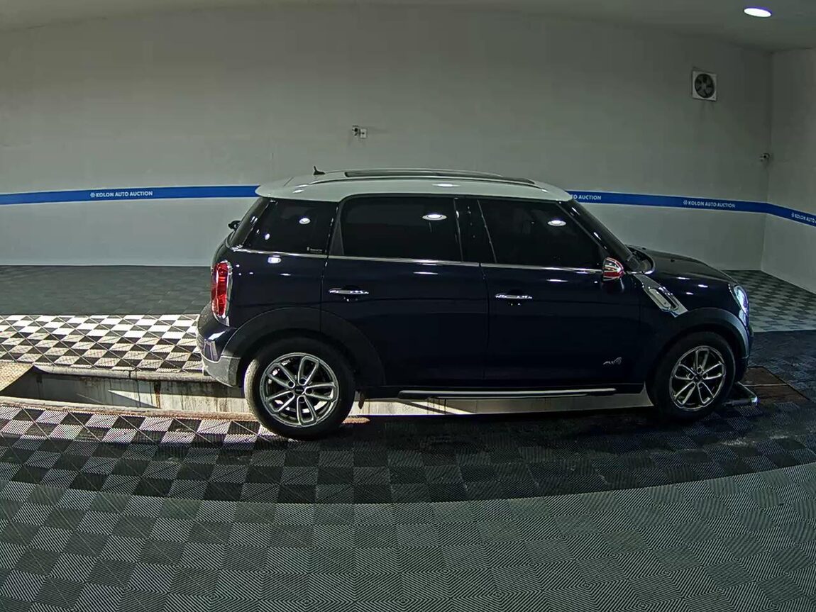MINI COUNTRYMAN 2.0 D ALL4 2015 - zdjęcie 4