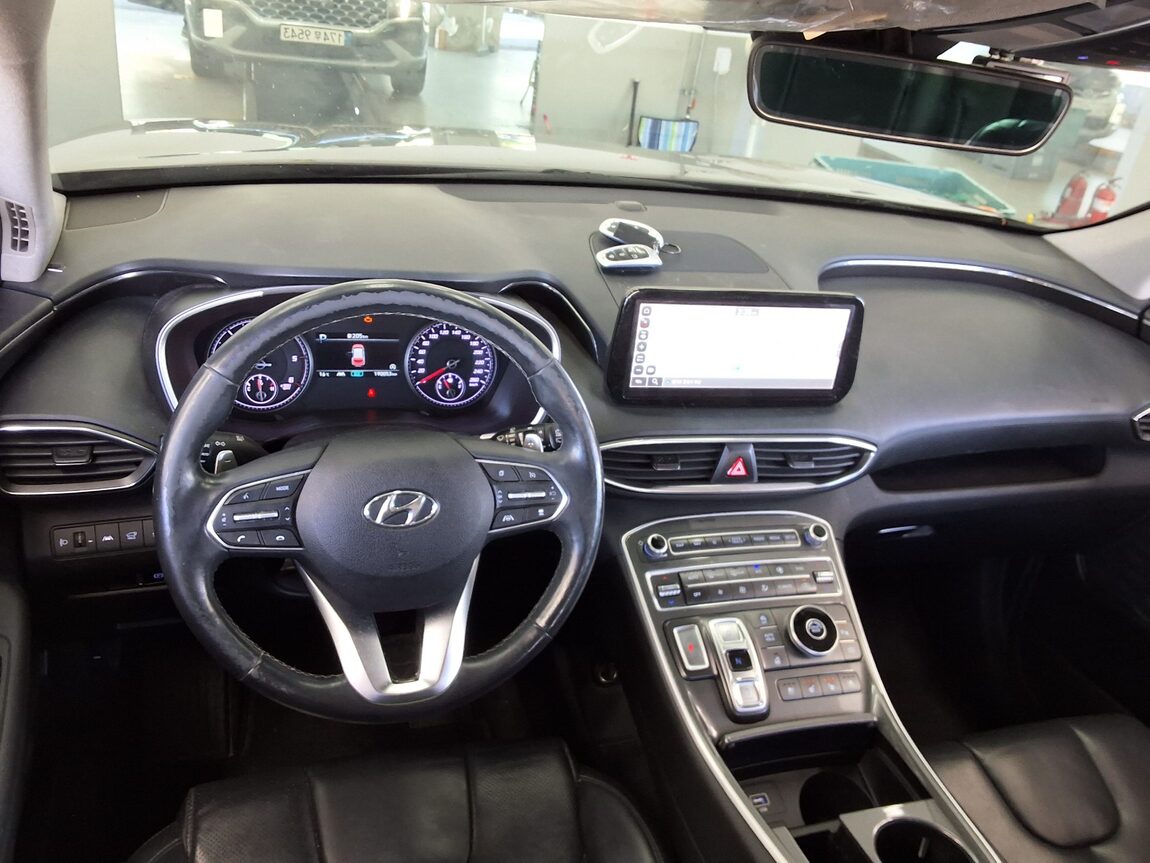HYUNDAI THE NEW SANTA FE DIESEL 2.2 2WD PRESTIGE 2021 - zdjęcie 11