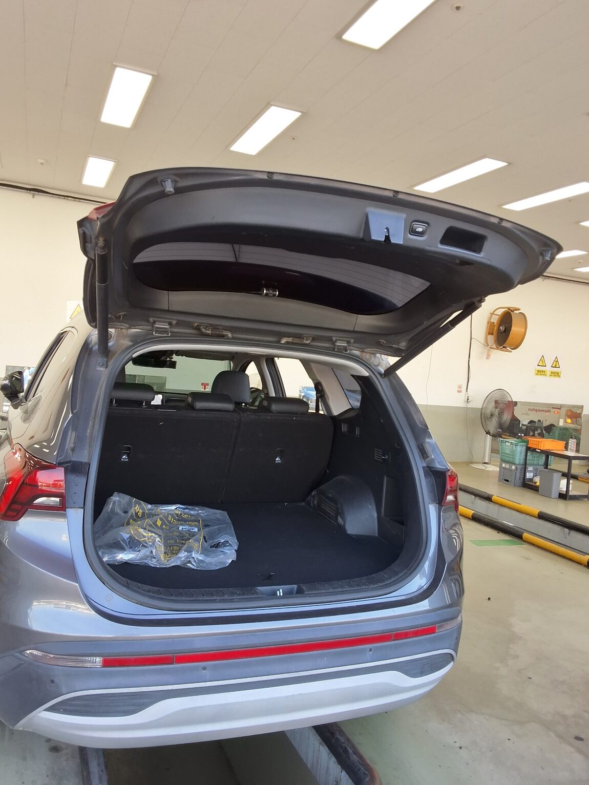 HYUNDAI THE NEW SANTA FE DIESEL 2.2 2WD PRESTIGE 2021 - zdjęcie 15