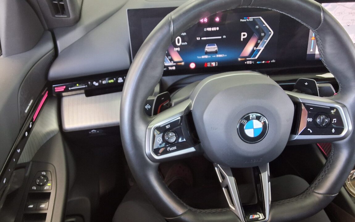 BMW 5 SERIES (8TH GEN) 520i M SPORT PACK 2024 - zdjęcie 17