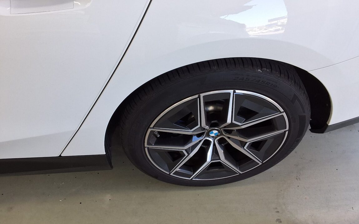 BMW 5 SERIES (8TH GEN) 520i M SPORT PACK 2024 - zdjęcie 24