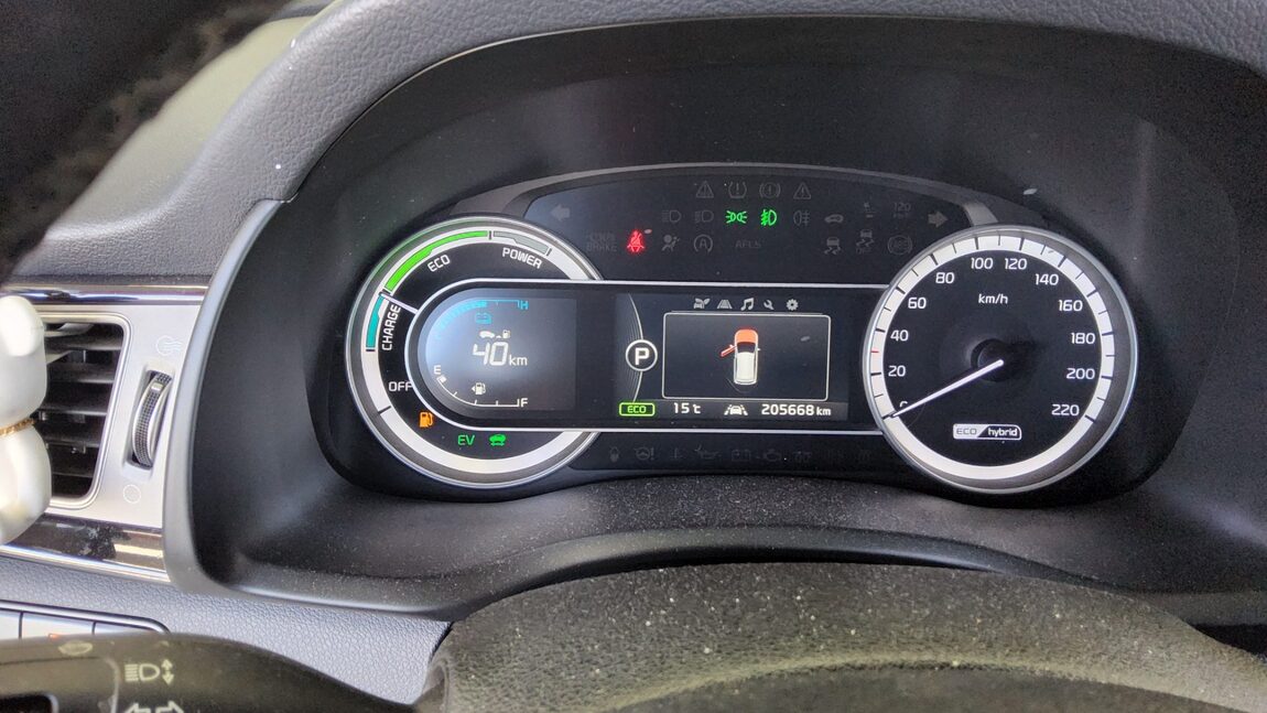 KIA NIRO 1.6 HYBRID PRESTIGE 2017 - zdjęcie 9