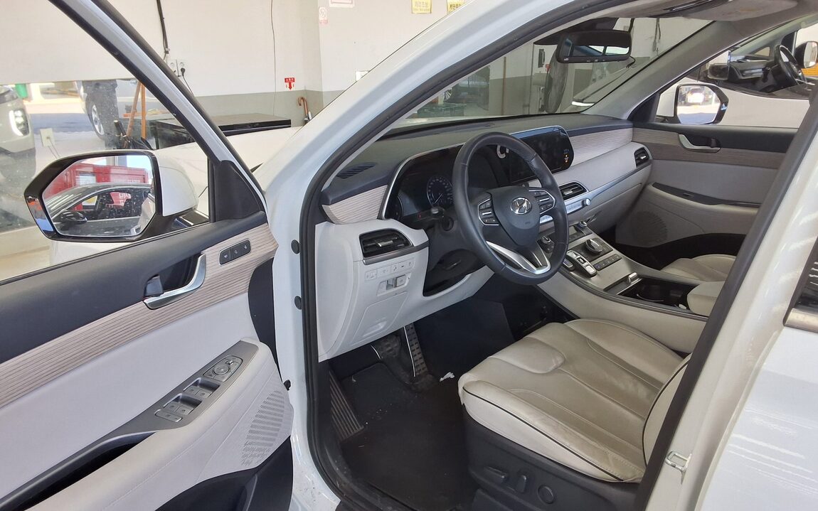 HYUNDAI PALISADE 3.8 GASOLINE PRESTIGE 2022 - zdjęcie 10