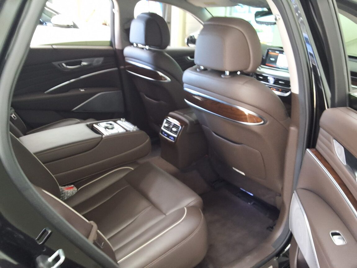 KIA THE K9 (RJ) 3.8 GDI AWD PLATINUM II 2019 - zdjęcie 14