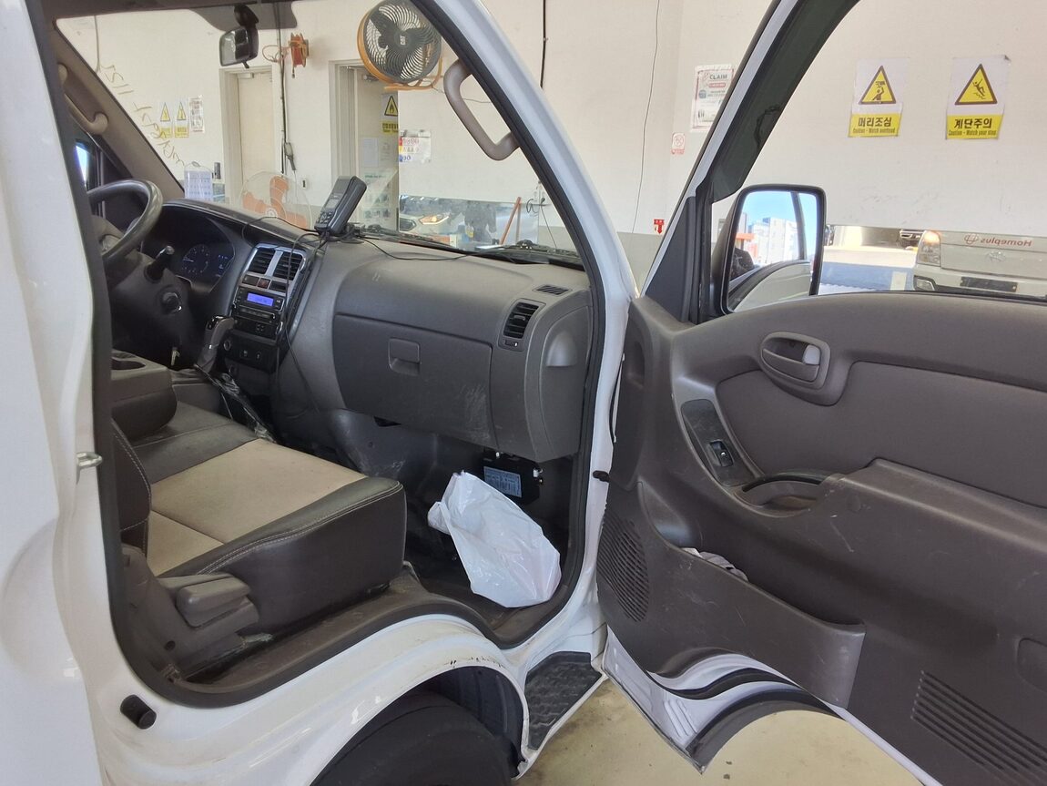 HYUNDAI PORTER II CRDi STANDARD CAB EXTRA LONG WHEELBASE STYLE 2021 - zdjęcie 11