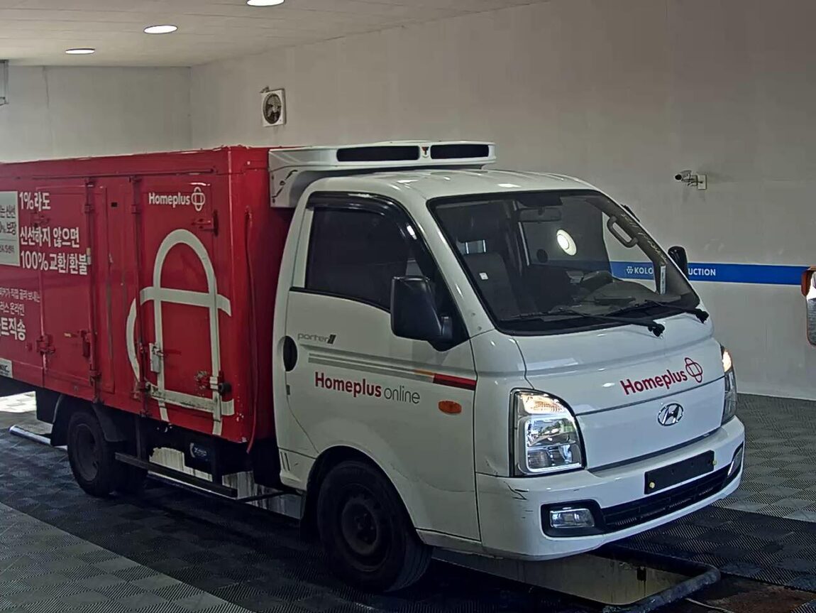 HYUNDAI PORTER II CRDi STANDARD CAB EXTRA LONG WHEELBASE STYLE 2021 - zdjęcie 3