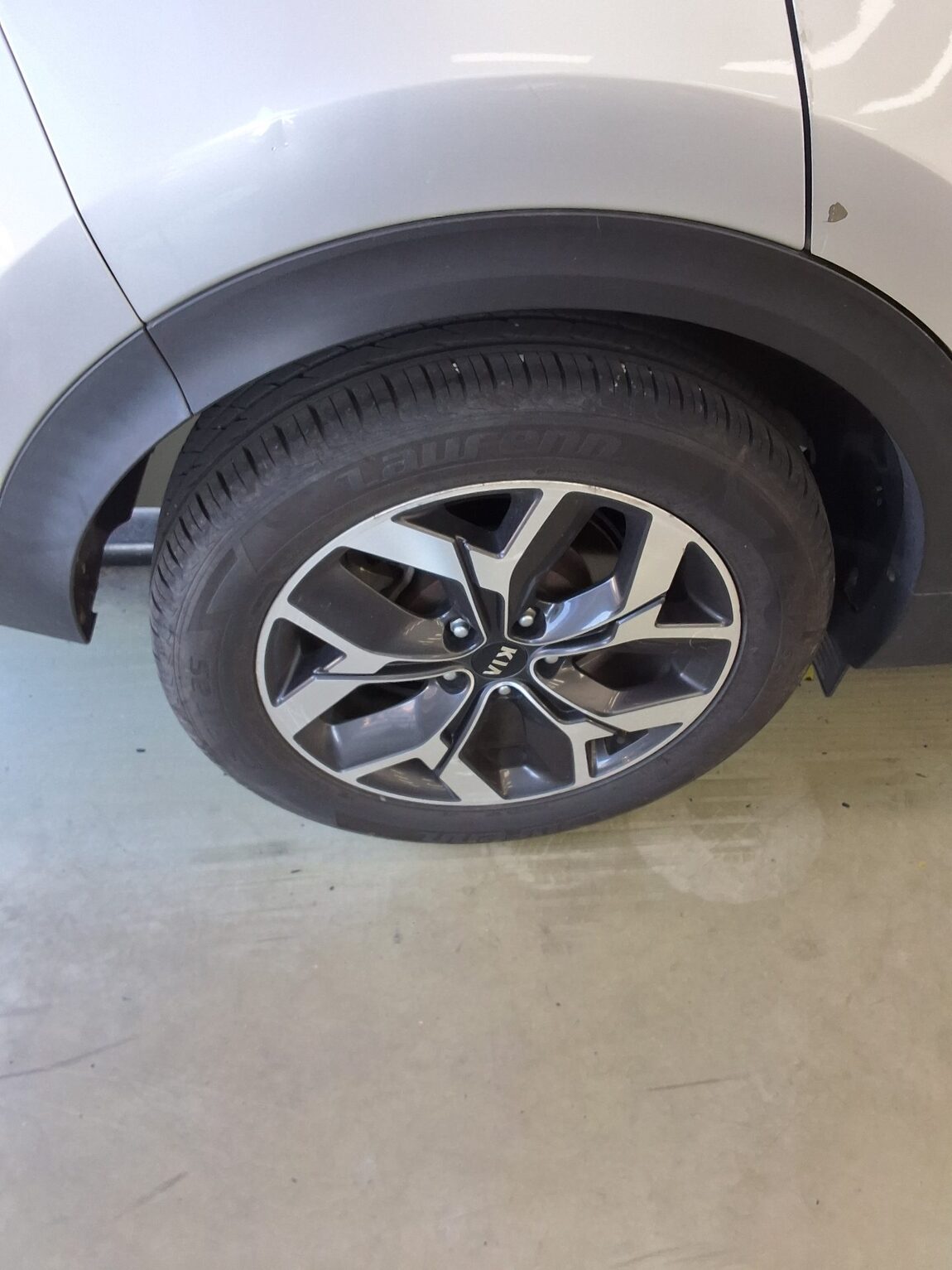 KIA SPORTAGE THE BOLD R2.0 DIESEL 2WD PRESTIGE 2019 - zdjęcie 24