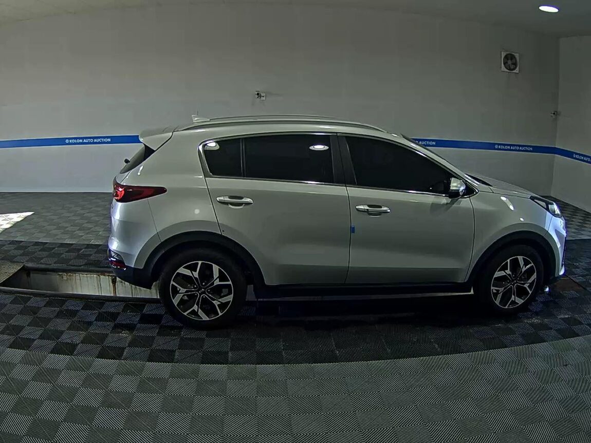 KIA SPORTAGE THE BOLD R2.0 DIESEL 2WD PRESTIGE 2019 - zdjęcie 4