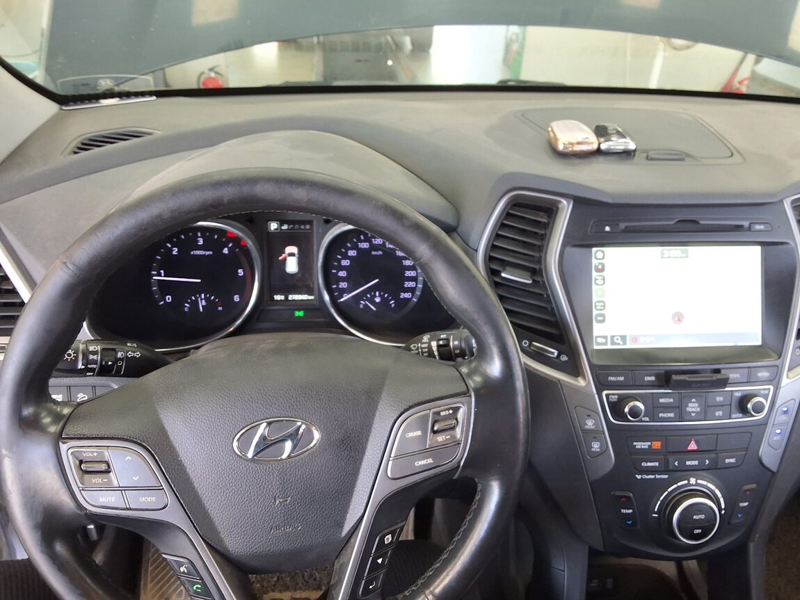 HYUNDAI SANTA FE THE PRIME DIESEL R2.0 2WD EXCLUSIVE 2016 - zdjęcie 17