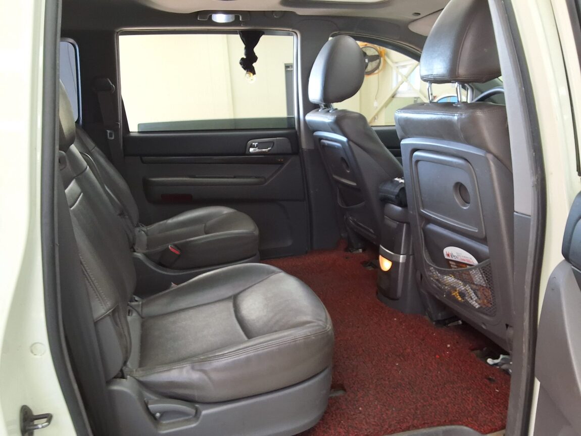 KG MOBILITY (SSANGYONG) KORANDO TOURISMO 2.0 4WD 9-SEATER LT 2014 - zdjęcie 14