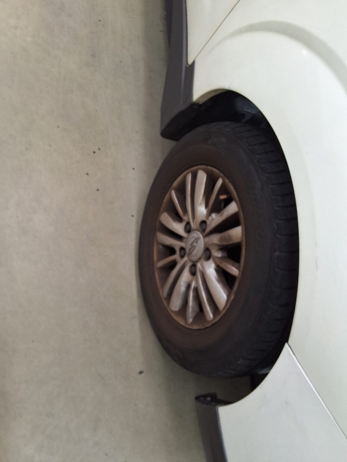 KG MOBILITY (SSANGYONG) KORANDO TOURISMO 2.0 4WD 9-SEATER LT 2014 - zdjęcie 21