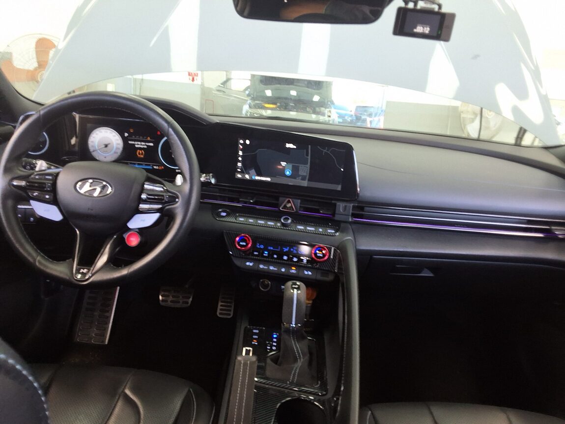 HYUNDAI AVANTE N 2.0 TURBO N 2022 - zdjęcie 11