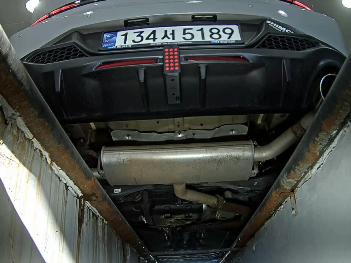 HYUNDAI AVANTE N 2.0 TURBO N 2022 - zdjęcie 8