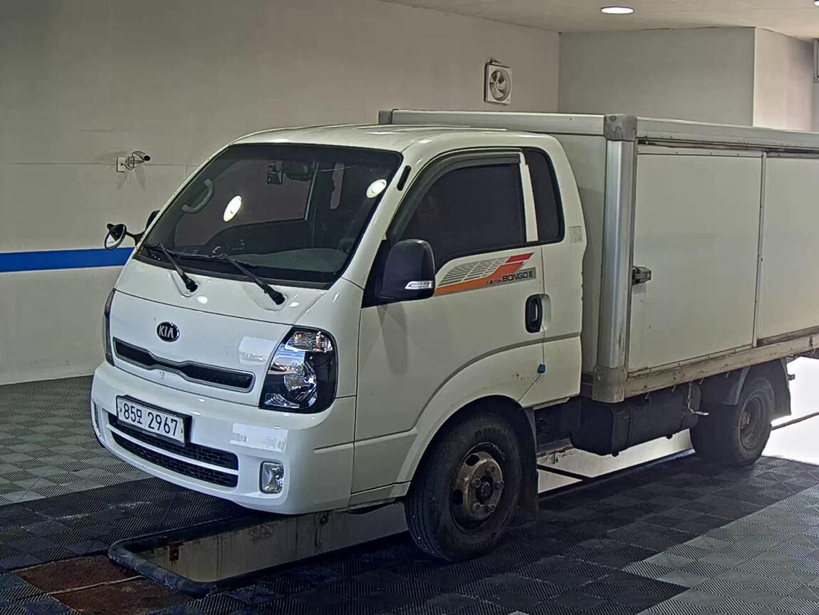 KIA BONGO III CARGO 1.2 TON KING CAB EXTRA LONG WHEELBASE 2019 - zdjęcie 2