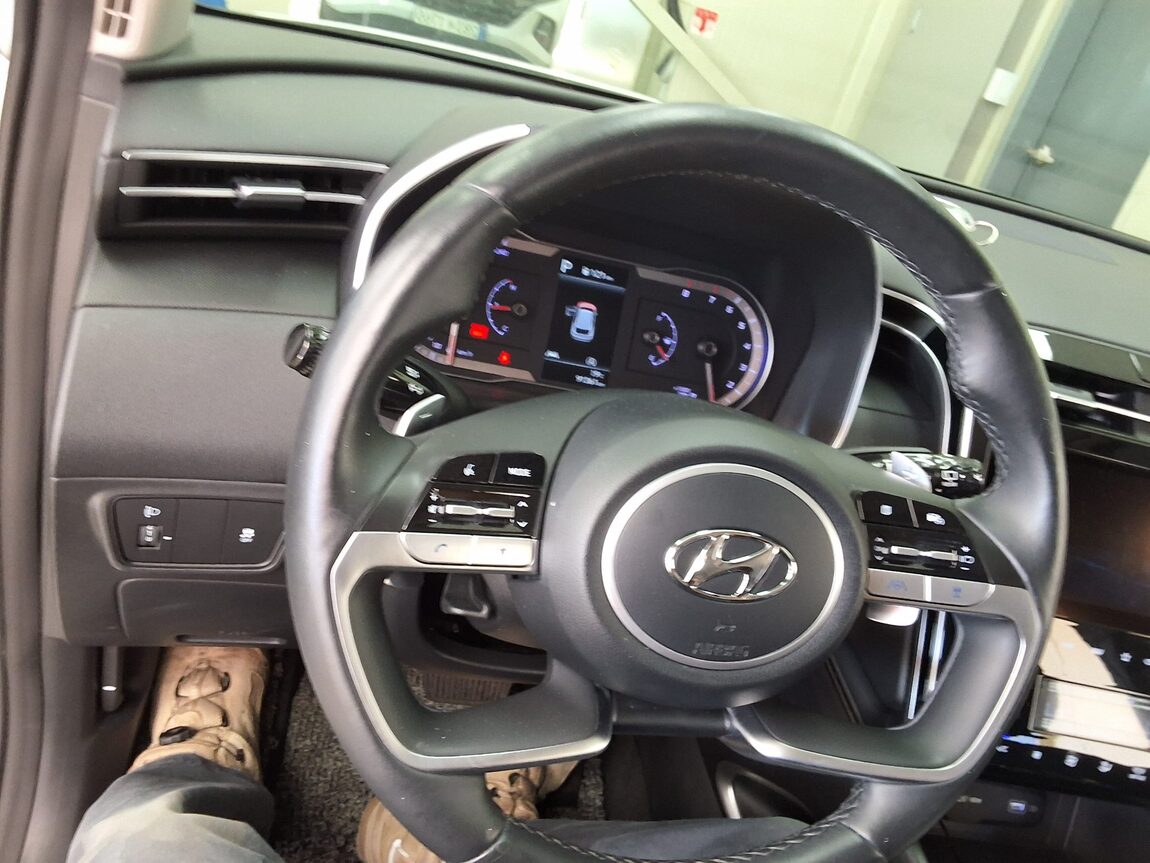 HYUNDAI THE ALL NEW TUCSON 1.6 TURBO 2WD MODERN 2021 - zdjęcie 23