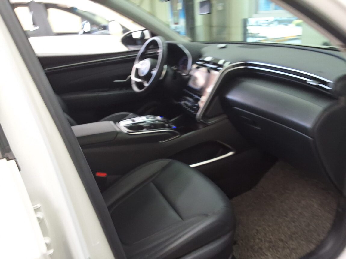 HYUNDAI THE ALL NEW TUCSON 1.6 TURBO 2WD MODERN 2021 - zdjęcie 15