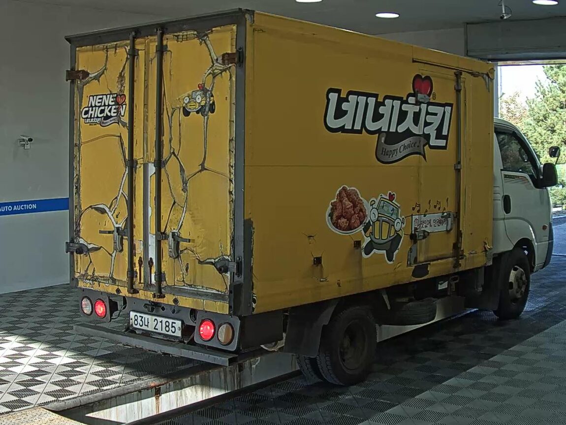 KIA BONGO III CARGO FREEZER BOX TRUCK 1.2 TON STANDARD CAB 2015 - zdjęcie 5