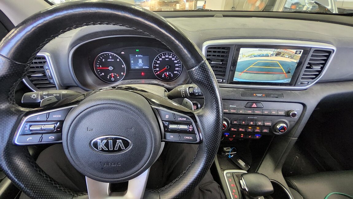 KIA SPORTAGE THE BOLD R2.0 DIESEL 4WD TRENDY 2020 - zdjęcie 19