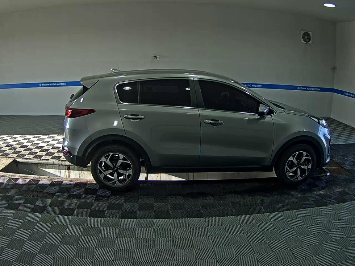 KIA SPORTAGE THE BOLD R2.0 DIESEL 4WD TRENDY 2020 - zdjęcie 4